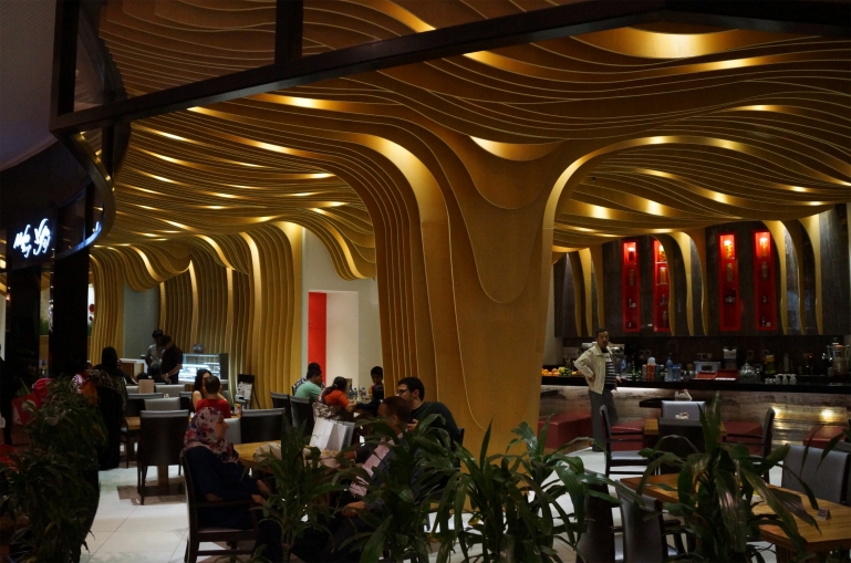 Dubai Mall Restaurant Detail