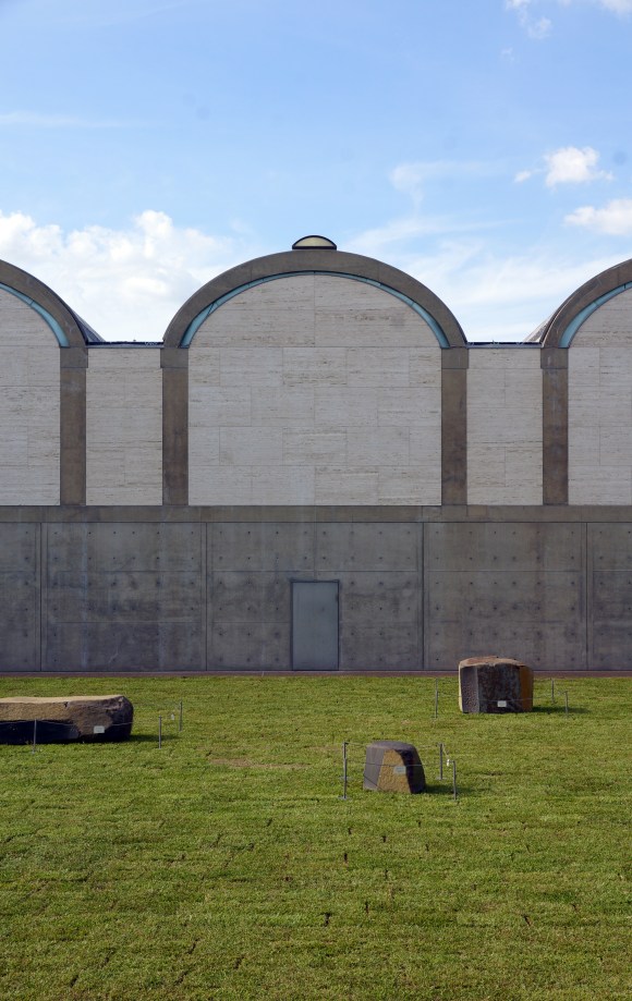 Kimbell Art Museum_Exertior_Detail