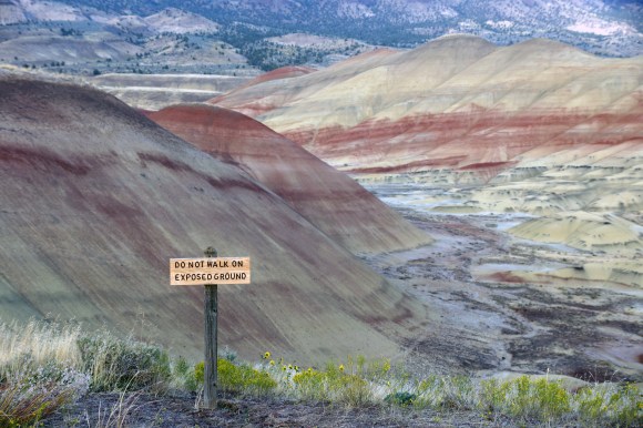 Painted Hills_Warning Sign 2